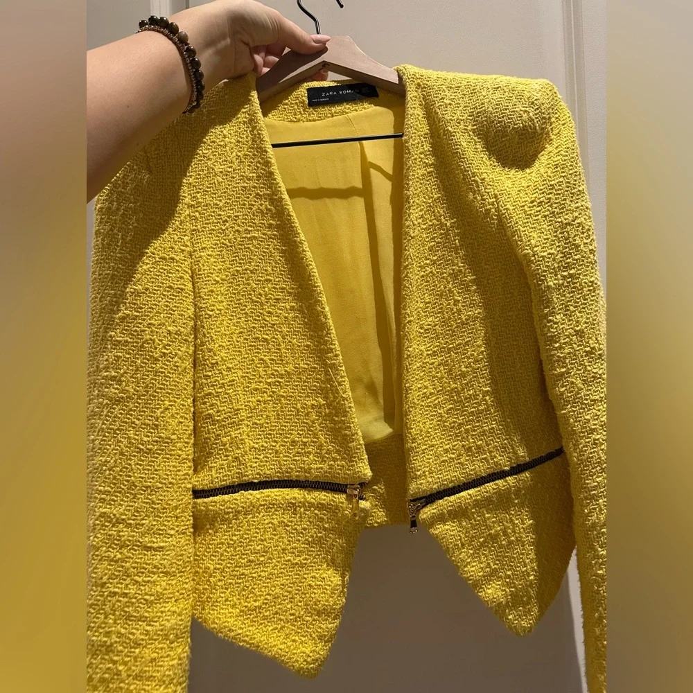 Zara Blazer
Size S - Picture 5 of 5